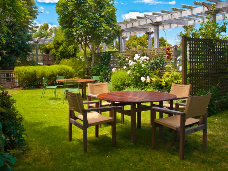 Outdoor Furniture Staining Service